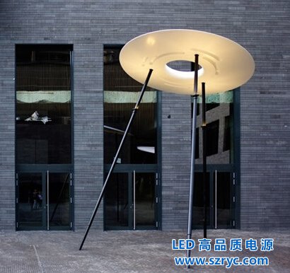 LED看成UFO！眼瞎還是太像？